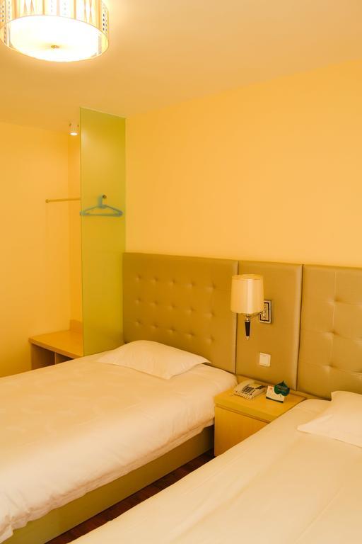 Qingdao Renjia Bussiness Hotel Zewnętrze zdjęcie